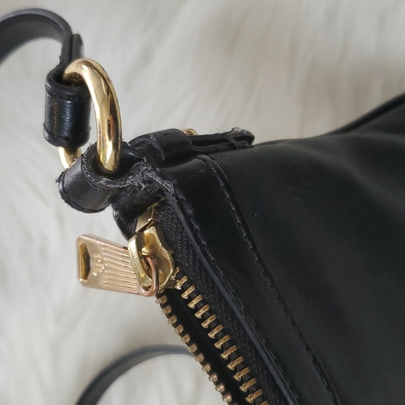 Lauren Ralph Lauren cross body purse - Picture 4 of 10